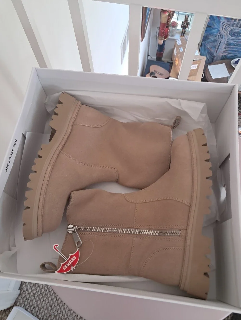 Blondo Boots Women's 7.5 Waterproof Burnout Almond Suede Sherpa Lining Cozy